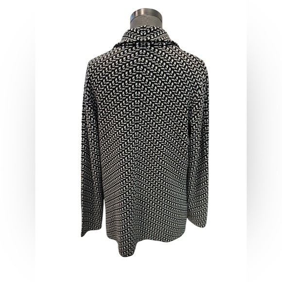 Max Studio Black Ivory Textured Knit Blazer Cardigan Size Medium - Picture 4 of 15